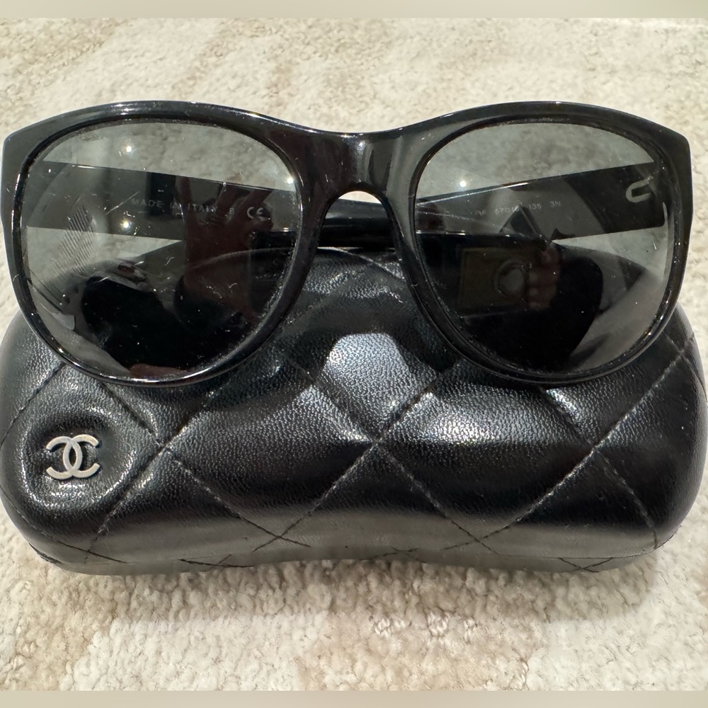 Authentic CHANEL Black Acetate C.501/3F Oversized Logo Women’s Sunglasses